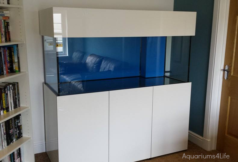High gloss aquarium cabinet by Aqariums4Life custom built